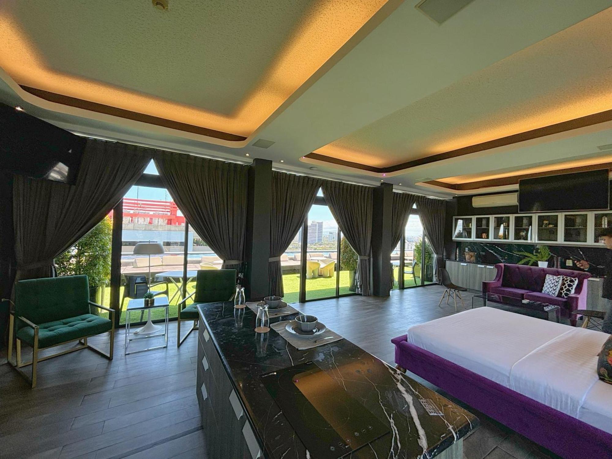 Azumi Boutique Hotel Muntinlupa City Kültér fotó